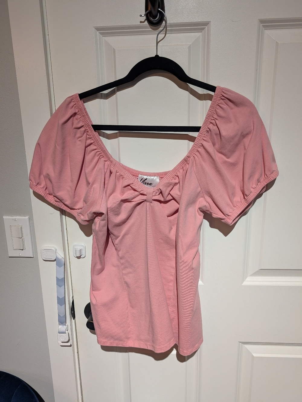 vixen light pink powder puff top 3x